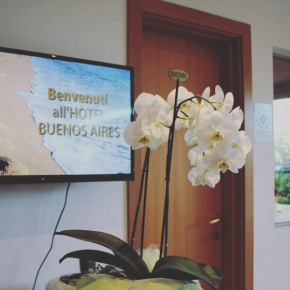 Гостиница Hotel Buenos Aires  Червиа